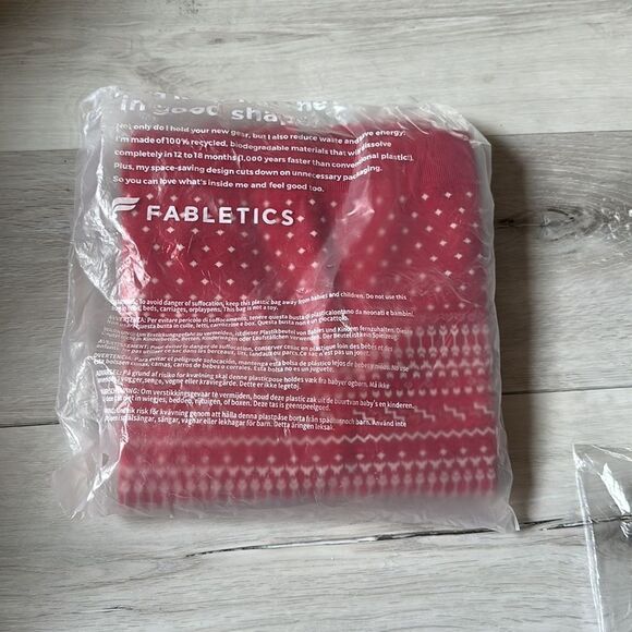 Fabletics Holly Seamless Long-Sleeve Top Cardinal Milti M NWT in packaging - Picture 6 of 6